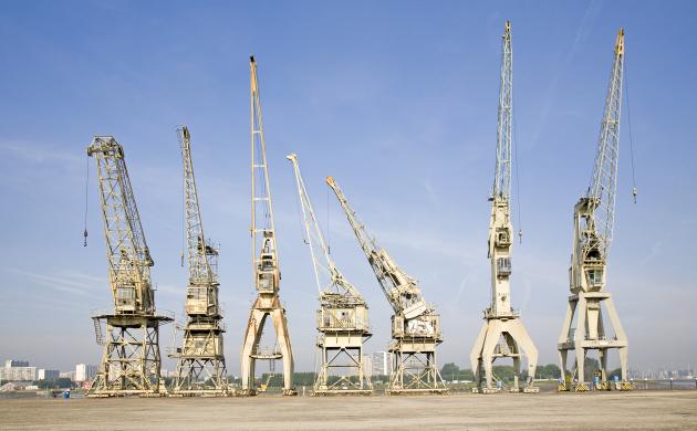 havenkranen aan de rijnkaai