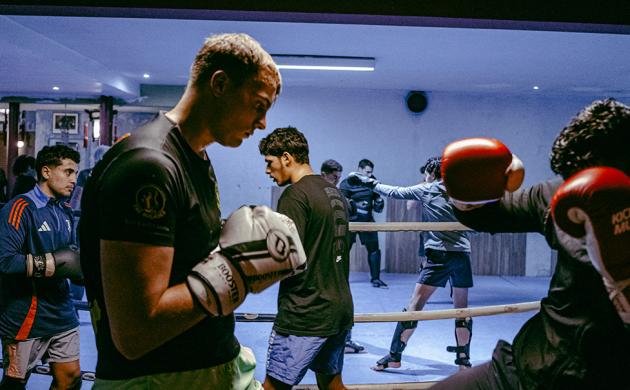 Jongeren in kickboksen